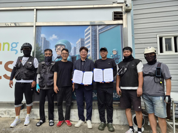 [사진] 배달라이더와 함께한 똑똑라이더 업무협약식 사진