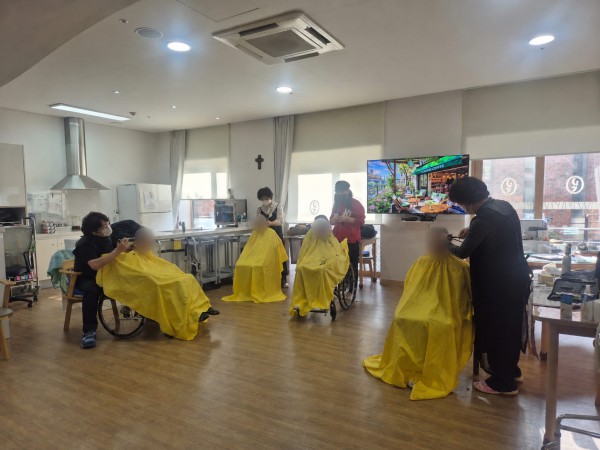 [사진] 용인특례시, 소규모 미용업자 대상 전문 미용기술 교육 프로그램 운영 모습