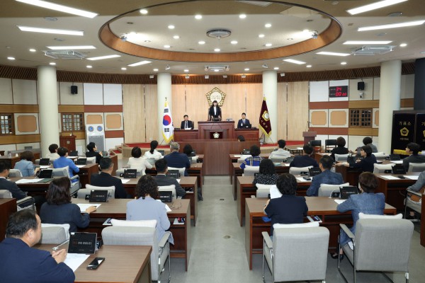 [사진] 고양특례시의회 제305회 임시회 모습