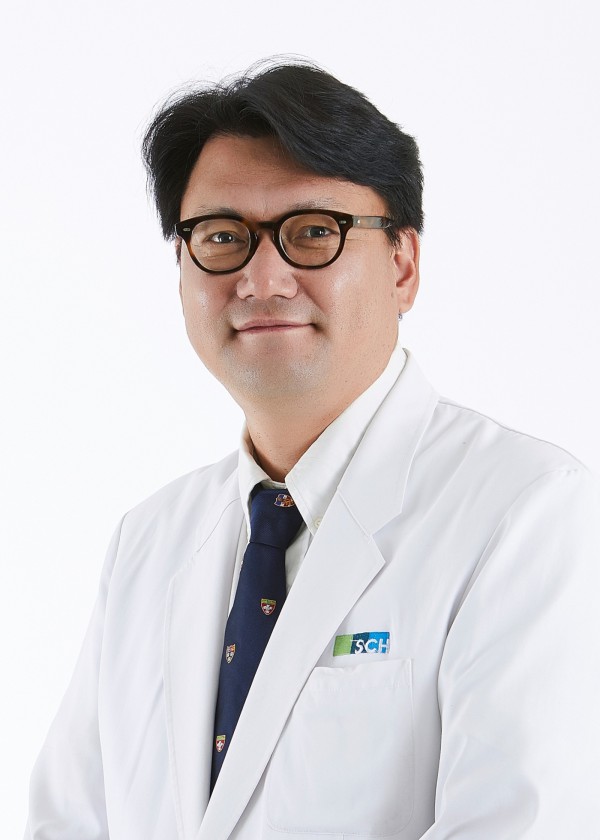김기운 대한고압의학회 신임 이사장(순천향대 부천병원 응급의학과 교수) 